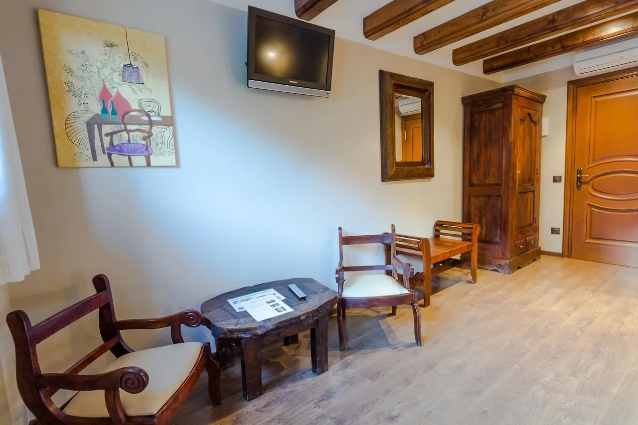 Hotel Flor De Neu El Pont de Suert