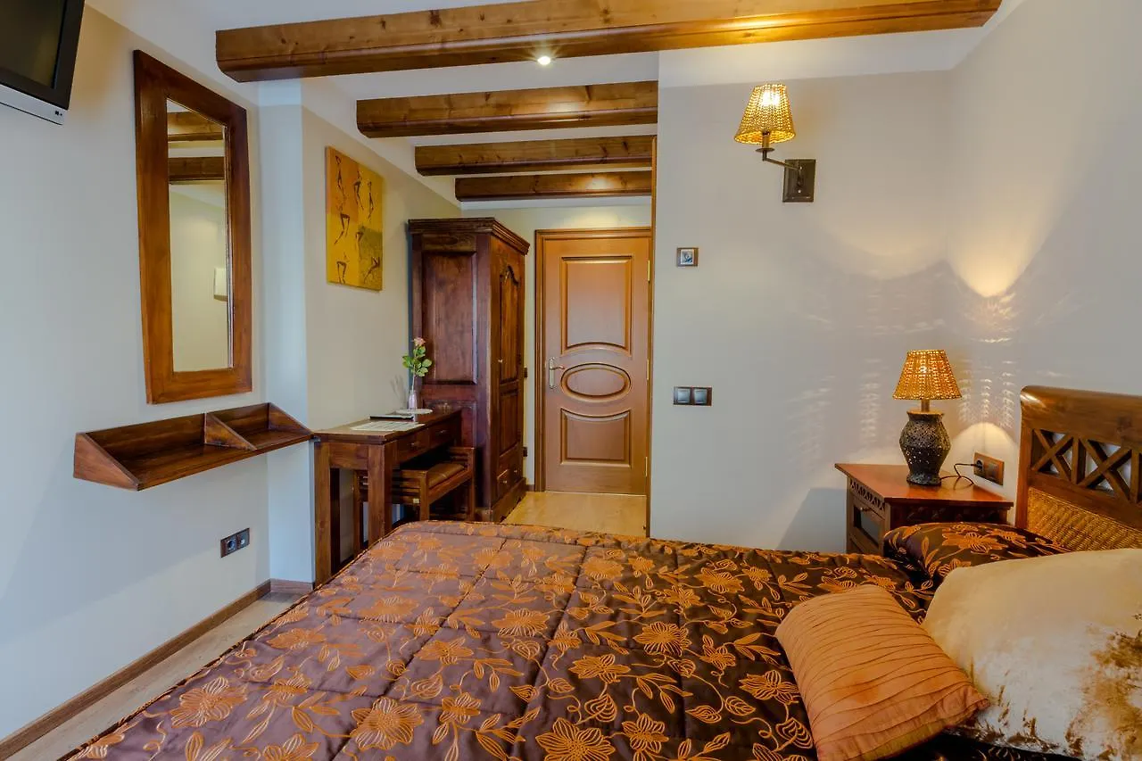 Hotel Flor De Neu El Pont de Suert